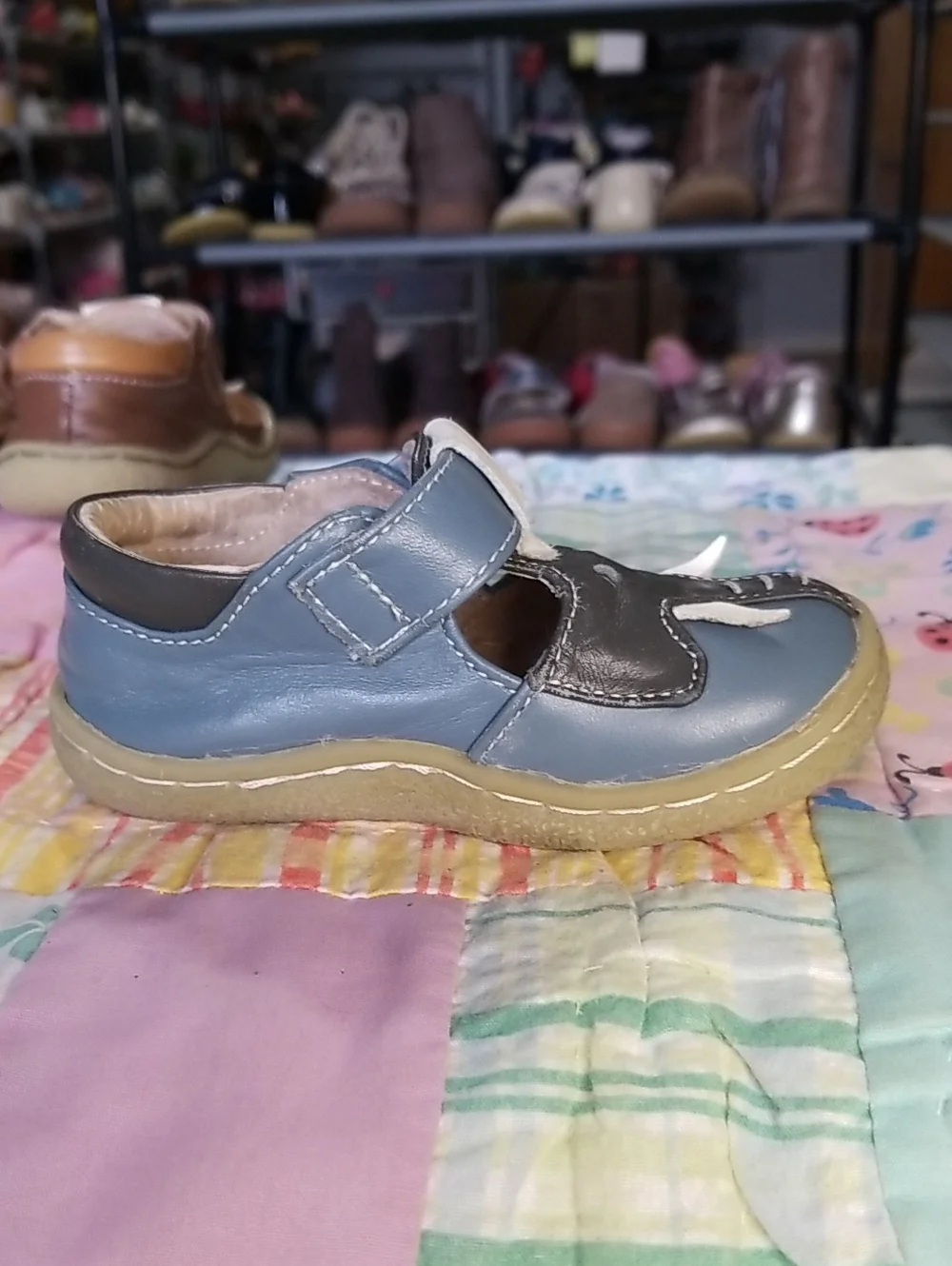 Livie & Luca Blue and Gray Leather Elephants Size 5